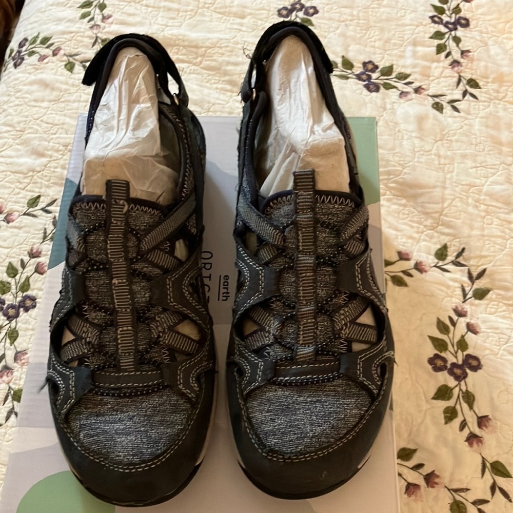 Earth Origins Sid adjustable Fisherman sport sandal